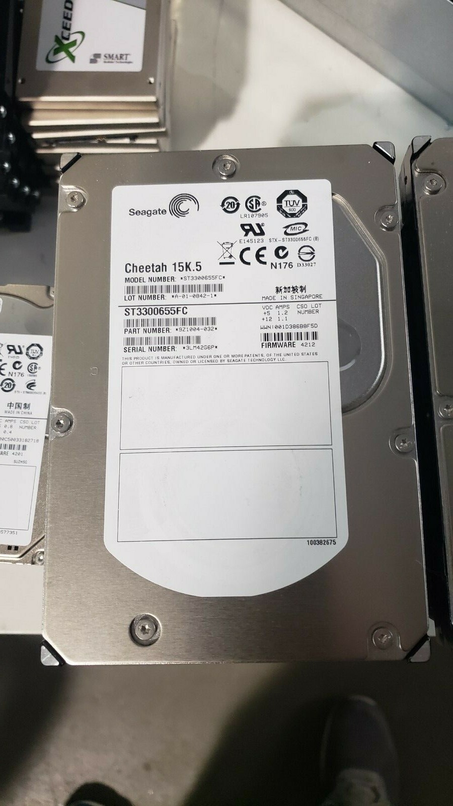 Seagate 300GB 15K 3.5″ ST3300655FC Fiber Fibre Channel FC Hard Drive 9Z1004-032