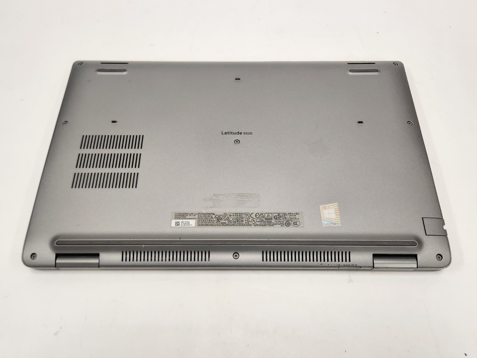 Dell Latitude 5520 15.6” Laptop FHD Core i7-1185G7 3.0GHz NO RAM NO SSD NO OS