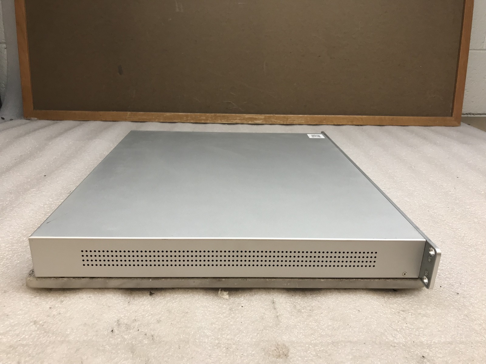 Cisco Meraki MS42P-HW 48 Port PoE Gigabit Cloud Switch with Rack Ears UNCLAIMED