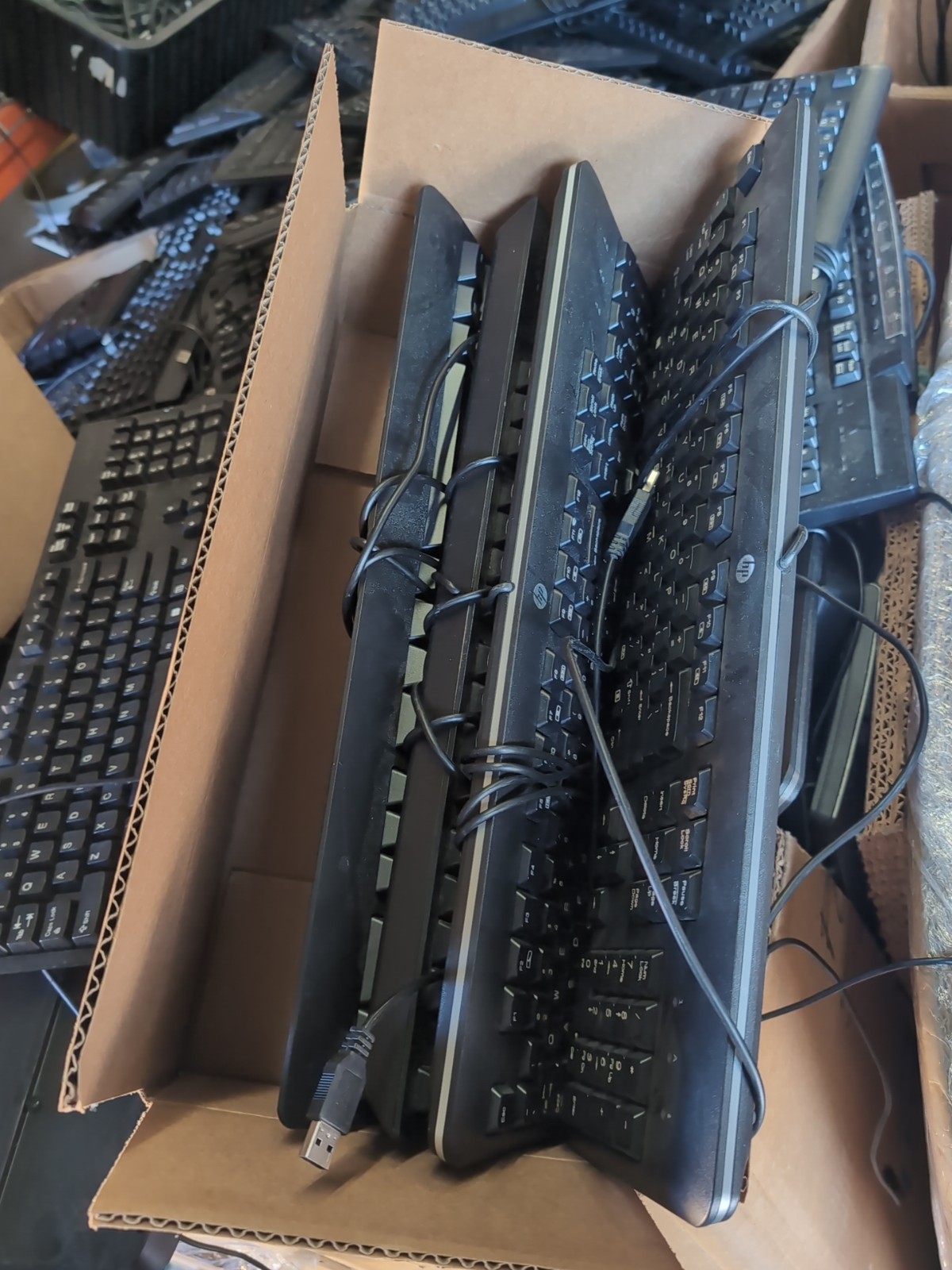 Wired MAJOR BRANDS Dell, HP, Lenovo, Acer USED USB Keyboards, Lot Of 4.