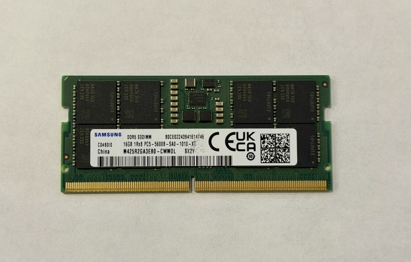 Samsung 16GB DDR5 SODIMM 5600MHz PC5-5600B Laptop Memory RAM M425R2G3E3EBO