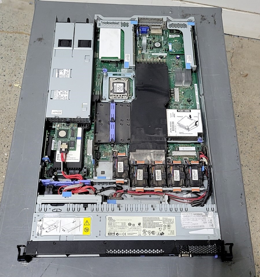 IBM SYSTEM X3550 M3 7944AC1 Server INTEL XEON E5620 16GB