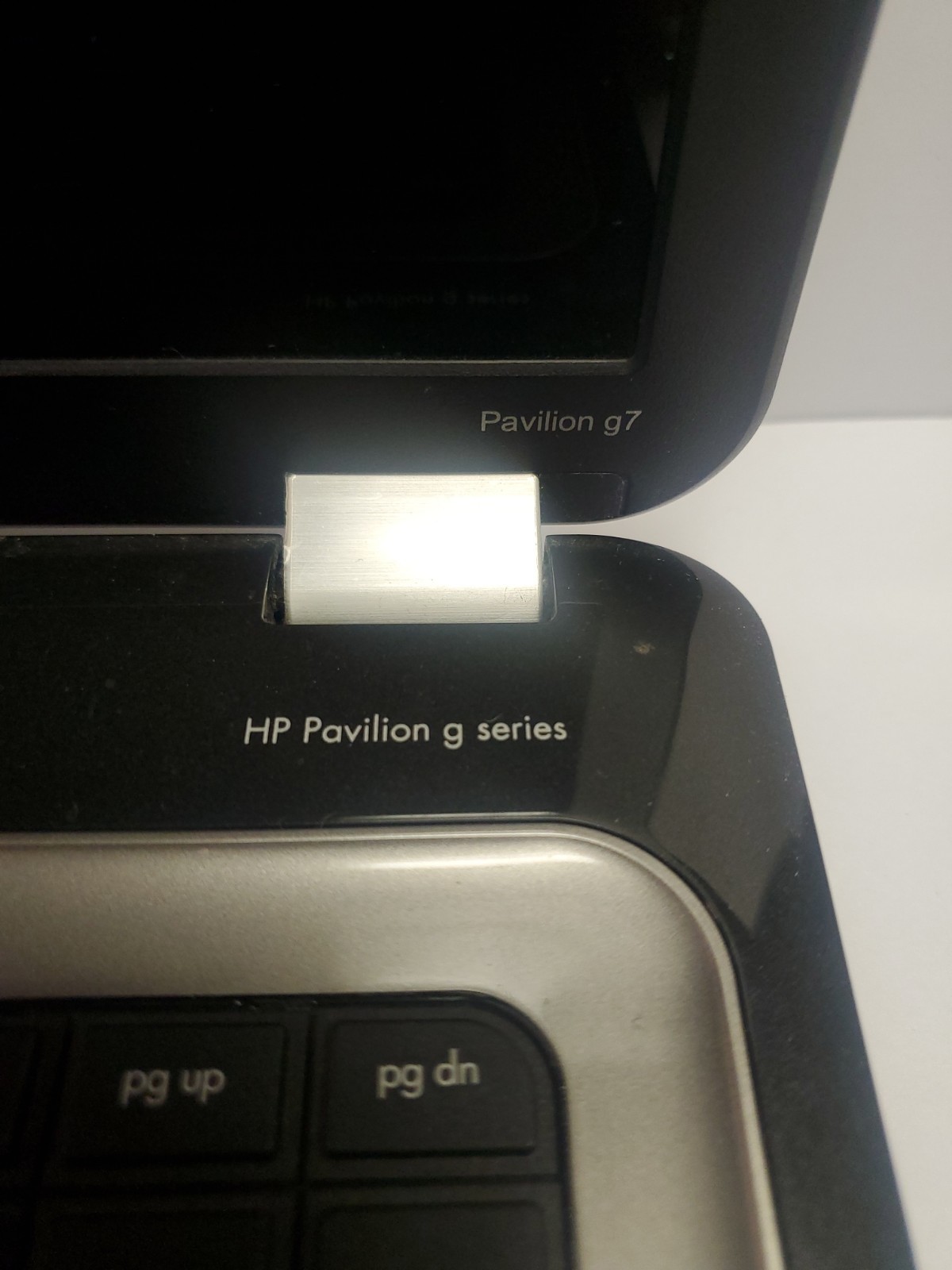 HP Pavilion g7 series Laptop 2012 4RAM, 80GB HDD Windows 7 No Battery