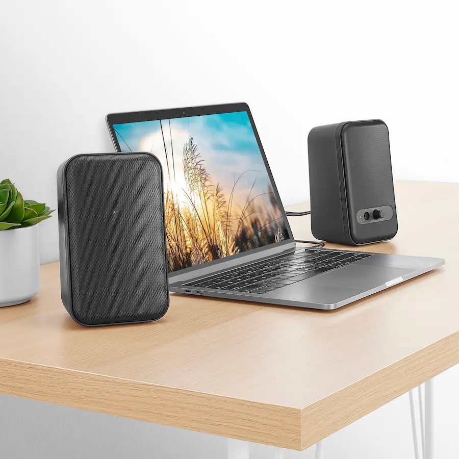 Insignia™ – 2.0 Bluetooth Computer Speakers with RGB Lighting (2-Piece) – Black