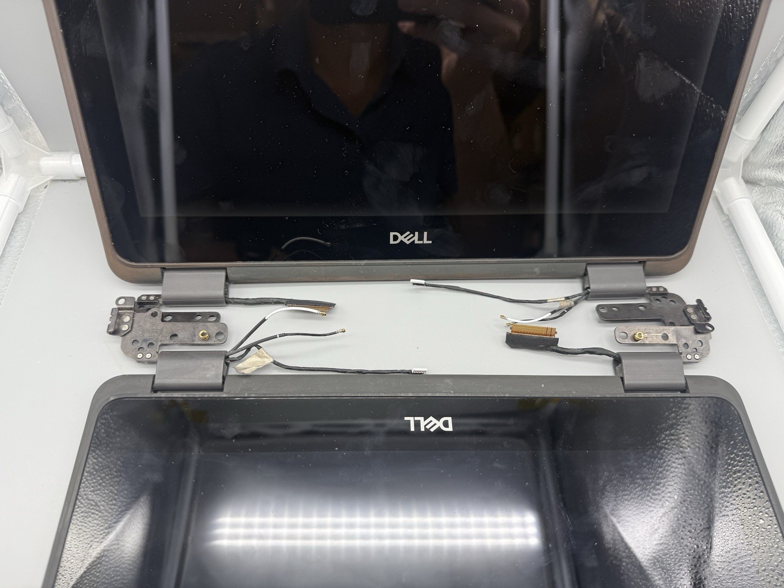 Dell Latitude 3190 2-in-1 Touchscreen 11.6″ Display Assembly With Hinges Camera