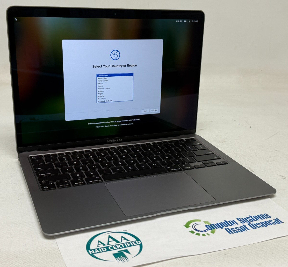 Apple MacBook Air 13.3″ (M1 8CPU/7GPU – 8GB RAM – 256GB SSD – MGN63LL/A)