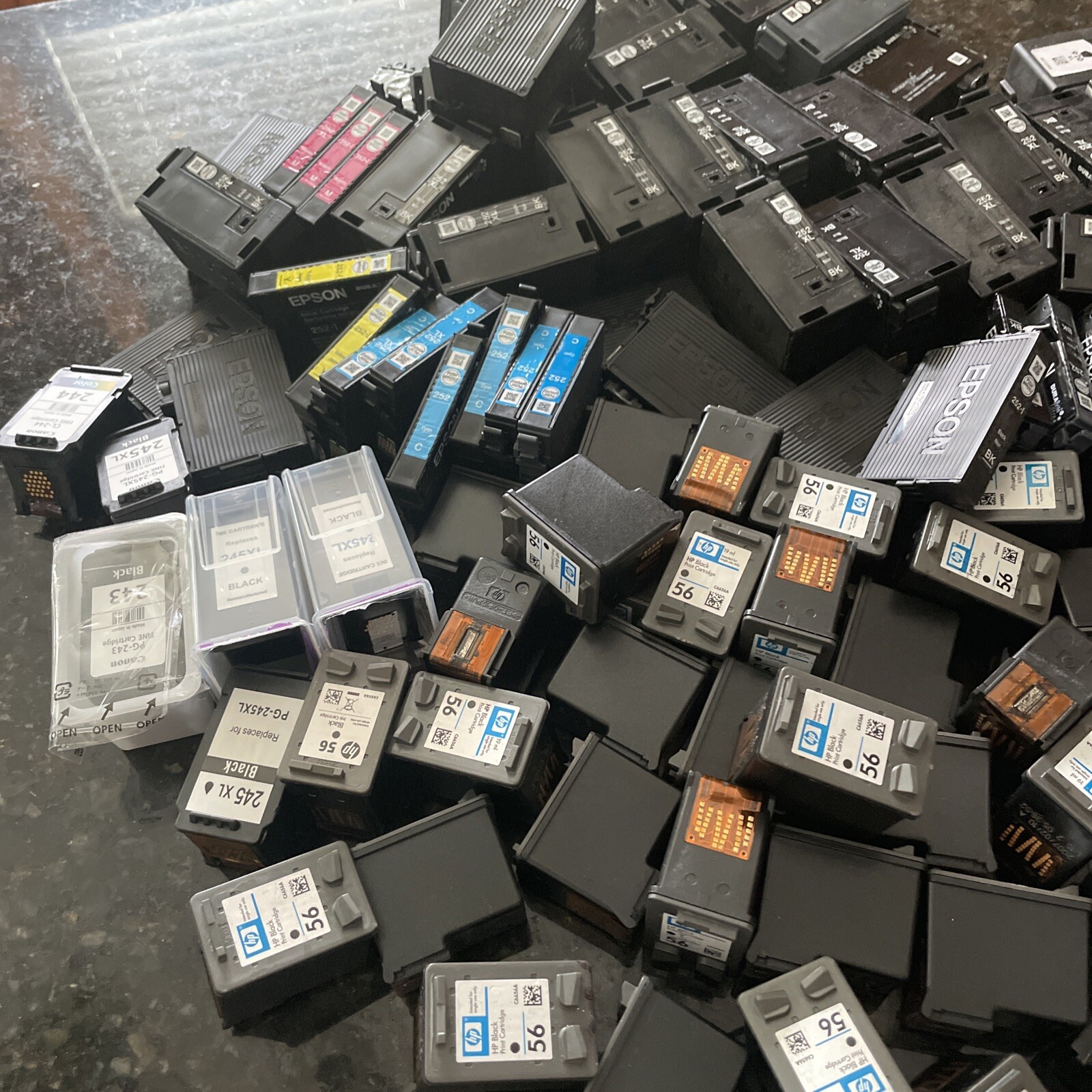 Mixed Lot 206 Empty Ink Cartridges Staples Rewards: HP, Canon, Epson *******