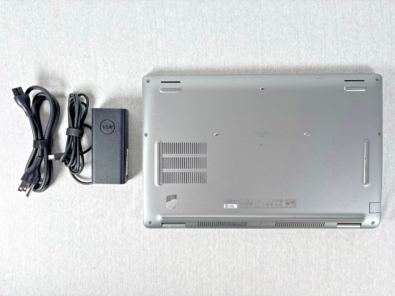 Dell Precision 3580 | CORE i5-1340P @ 1.90GHZ | 256GB SSD | 8GB RAM | W11 Pro