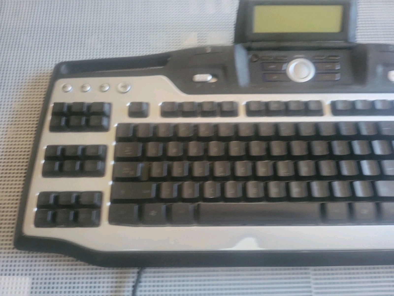 Logitech G15 Gaming Keyboard Y-UG75Wired USB Illuminated Screen Tested Works