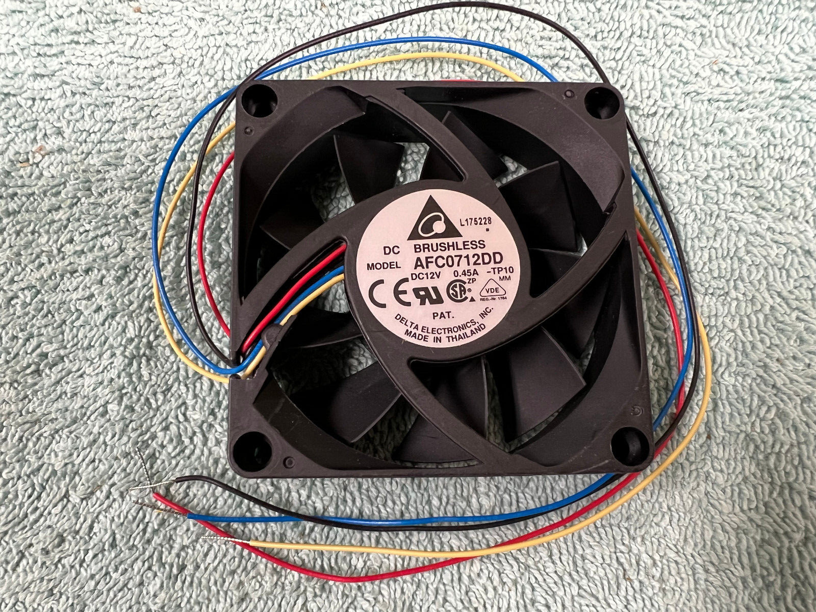 Delta Electronics DC Brushless Fan AFC0712DD – DC12V, 0.45A, TP10 (NEW)