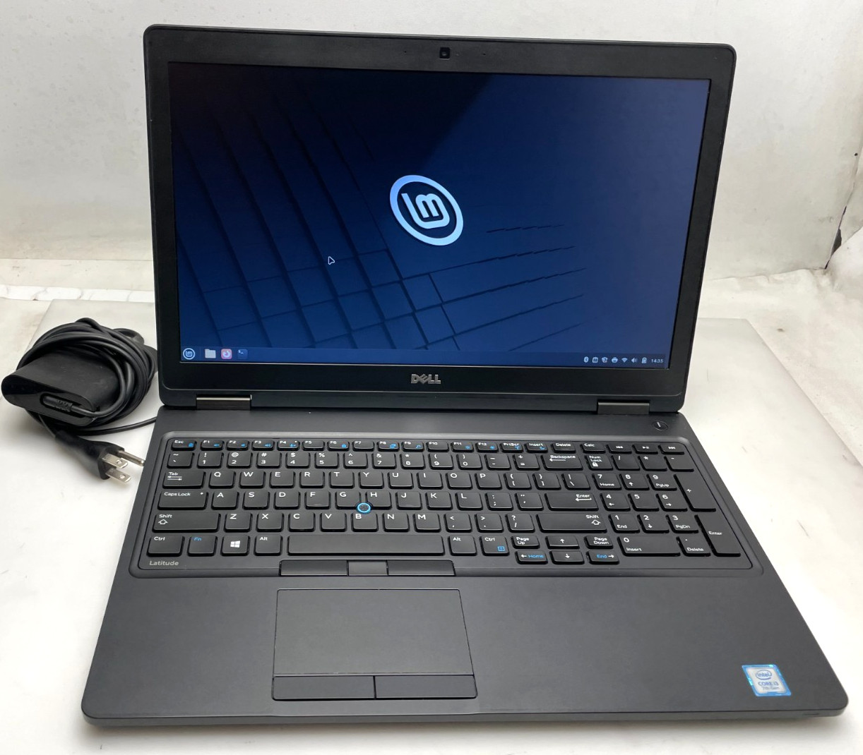 Dell Latitude 5580 15.6″ i3-7100U 8gb Ram 128gb SSD Linux “Good” Bttry