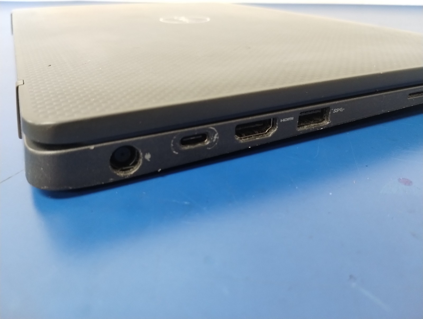 DELL LATITUDE 7400, Intel Core i7-8665U, 1.90 GHz, 16 GB RAM, 256 GB M.2