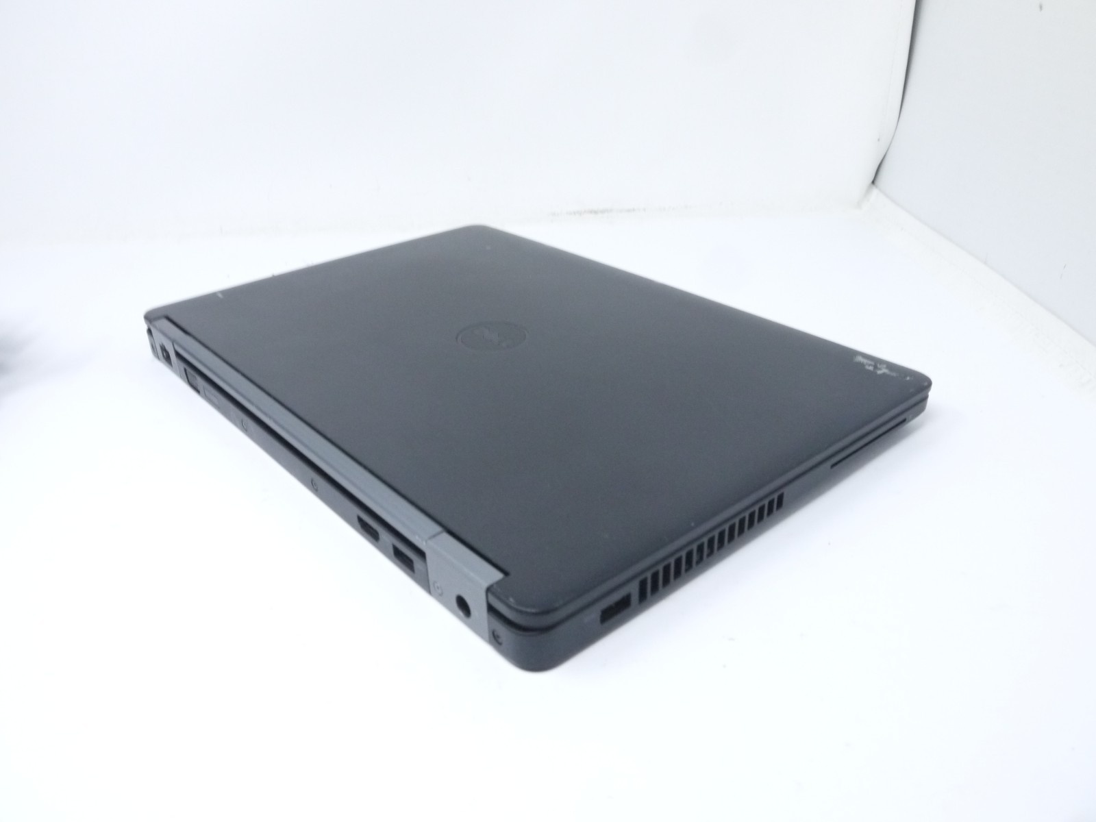 Dell Latitude E5470 14″ Laptop – Core i5-6300U / 32GB Ram / 500GB HDD / Win11Pro