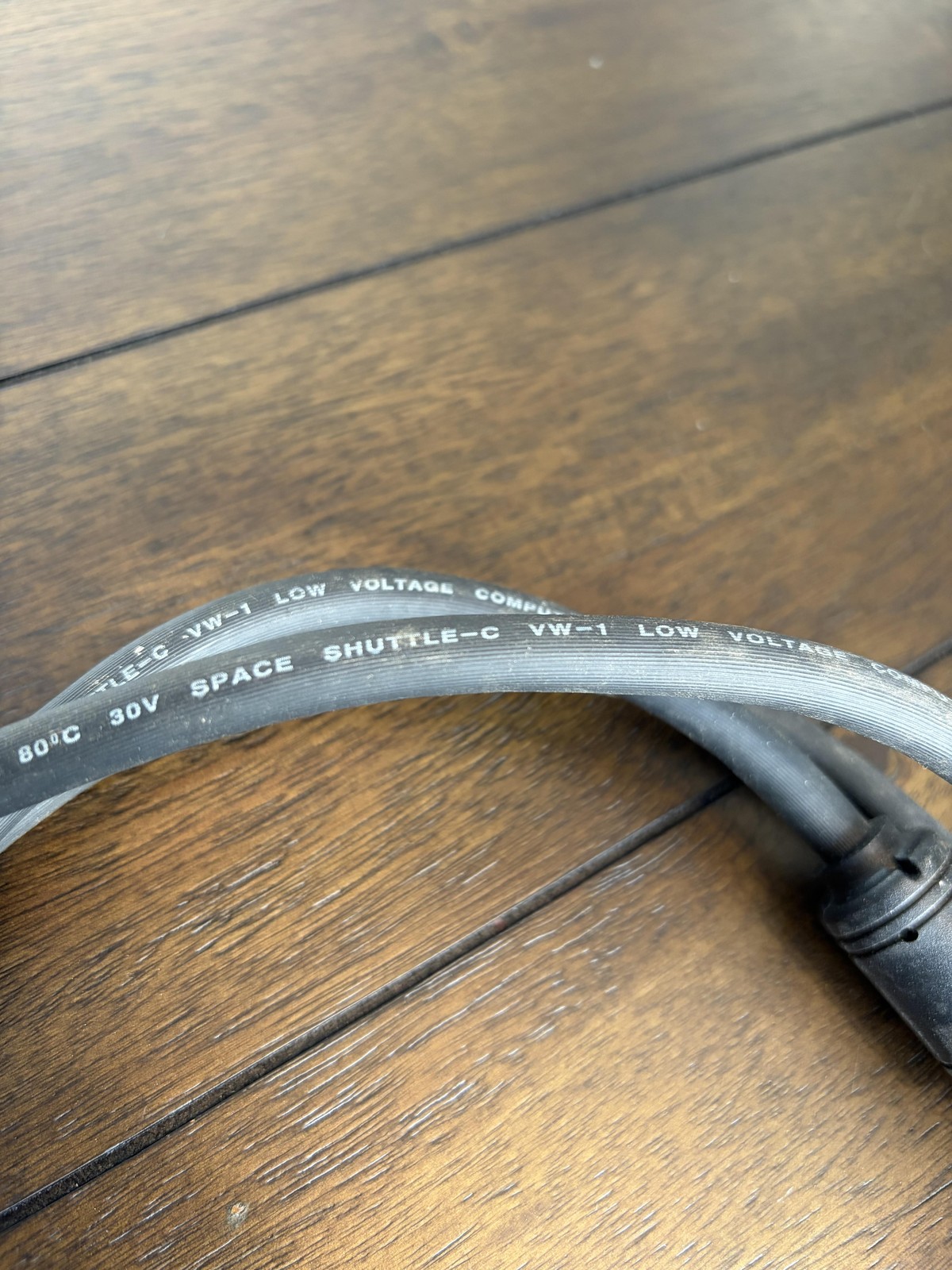 RadioShack VGA SVGA D-Sub Cable 6 Ft Black Male To Male Monitor PC Computer