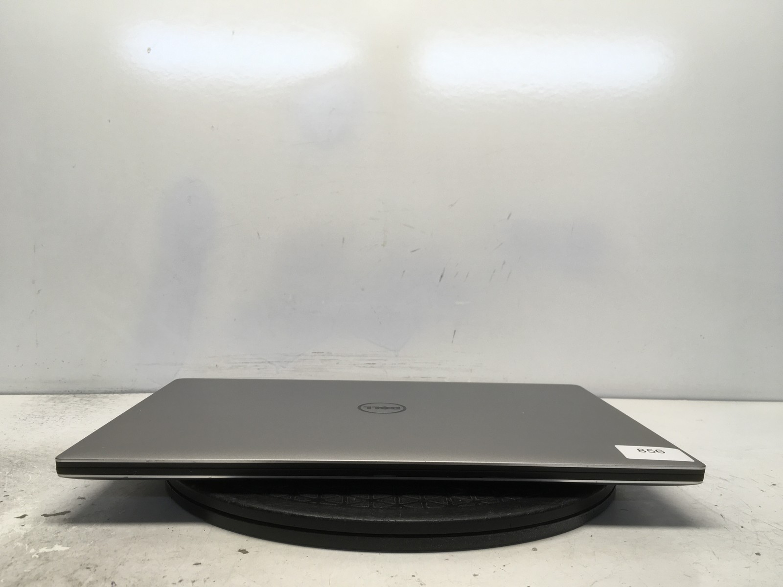 Dell Precision 5520 Intel i7-7820HQ 2.9GHz 8 GB NO HDD No Batt BIOS Locked