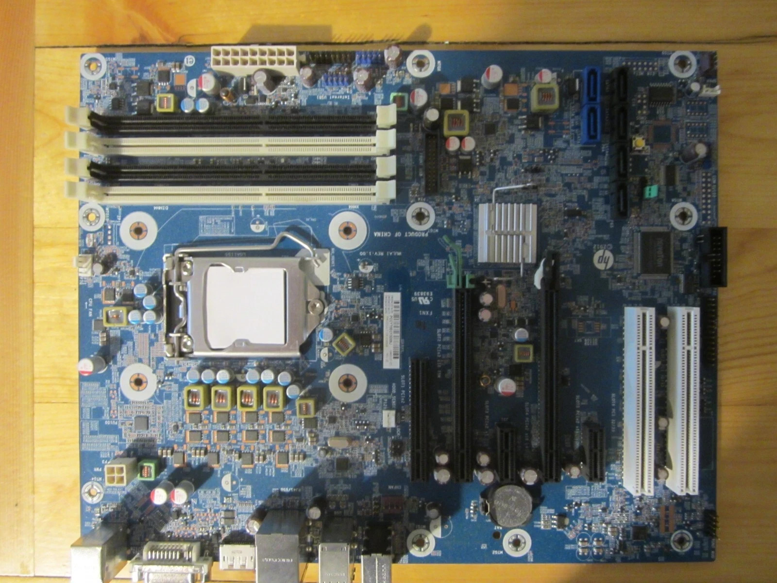 HP Z220 CMT Workstation Motherboard DDR3 LGA 1155 655842-001 655581-001