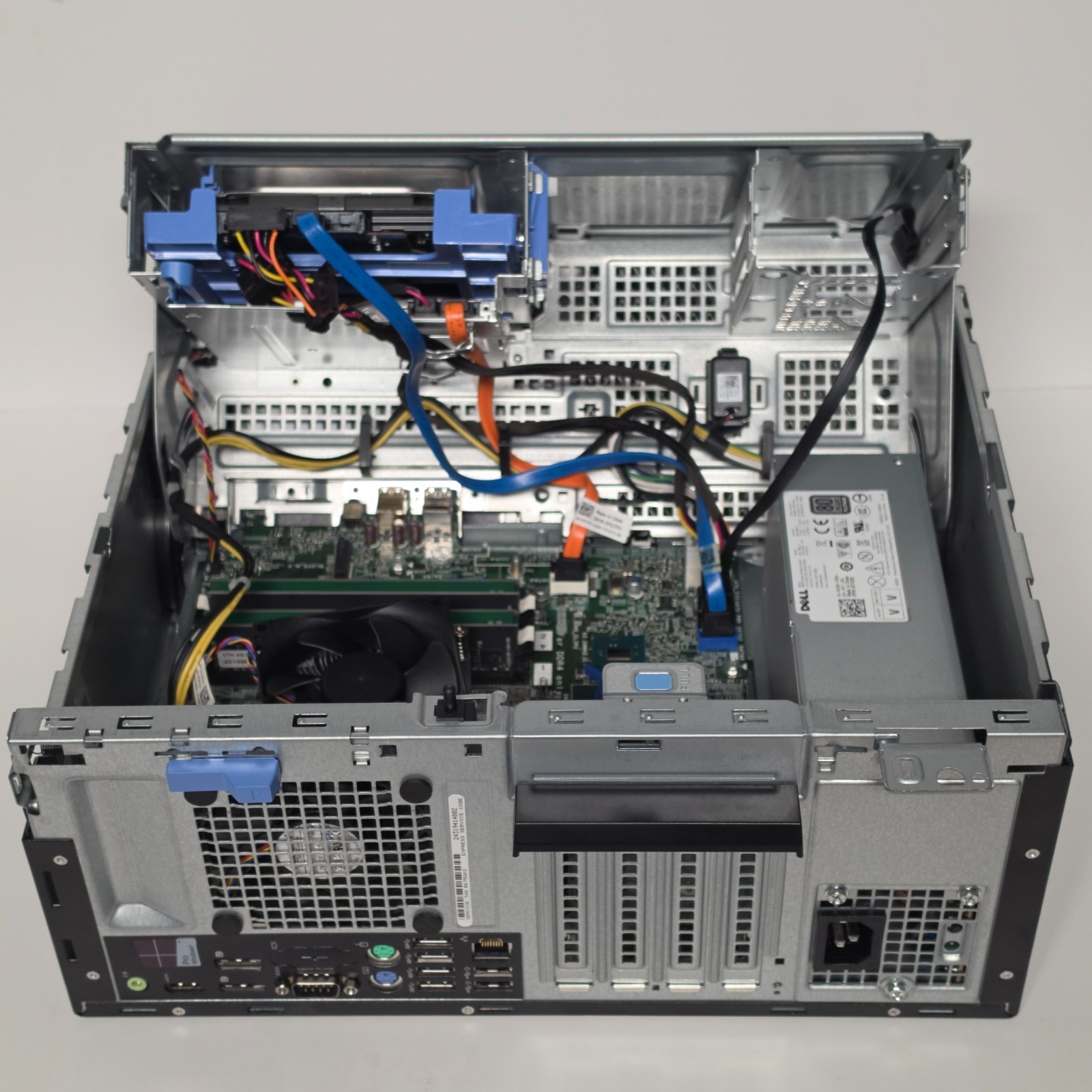 Dell Optiplex 7050 MT | i5-7600 | 3.50ghz | 16gb DDR4 Ram | No HDD | No OS | A2