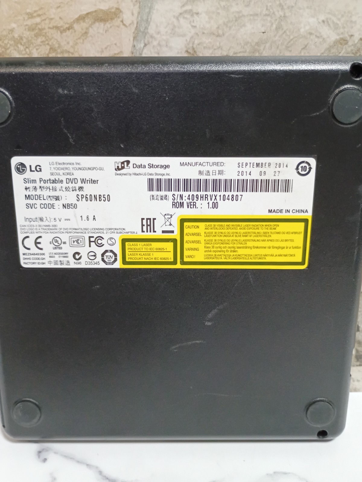 LG SP60NB50 Slim Portable DVD writer