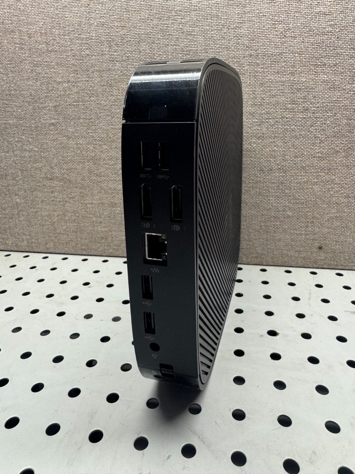 HP ‎T530 Thin Client ThinPro 4GB Memory 8GB Flash Storage & Power Supply