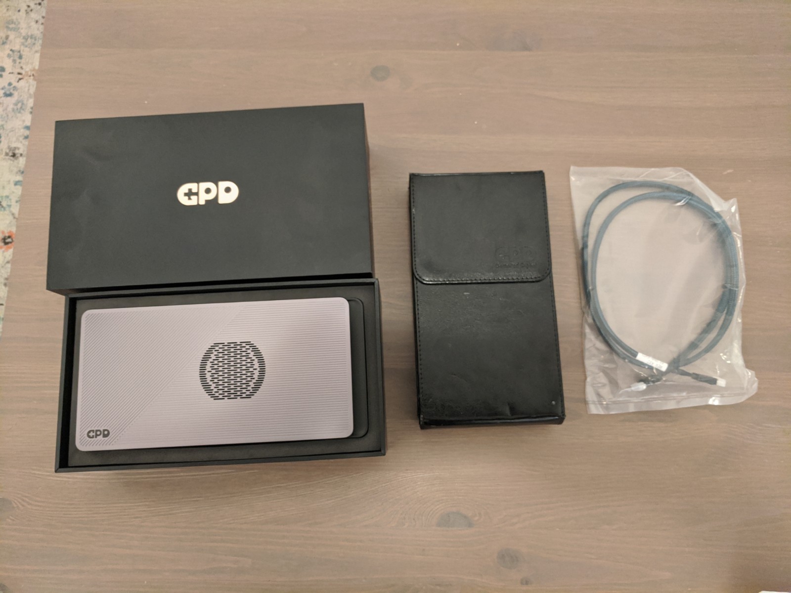 GPD G1 Portable eGPU Dock RX 7600M XT OCuLink USB4 MINT – EXTRAS INCLUDED BUNDLE