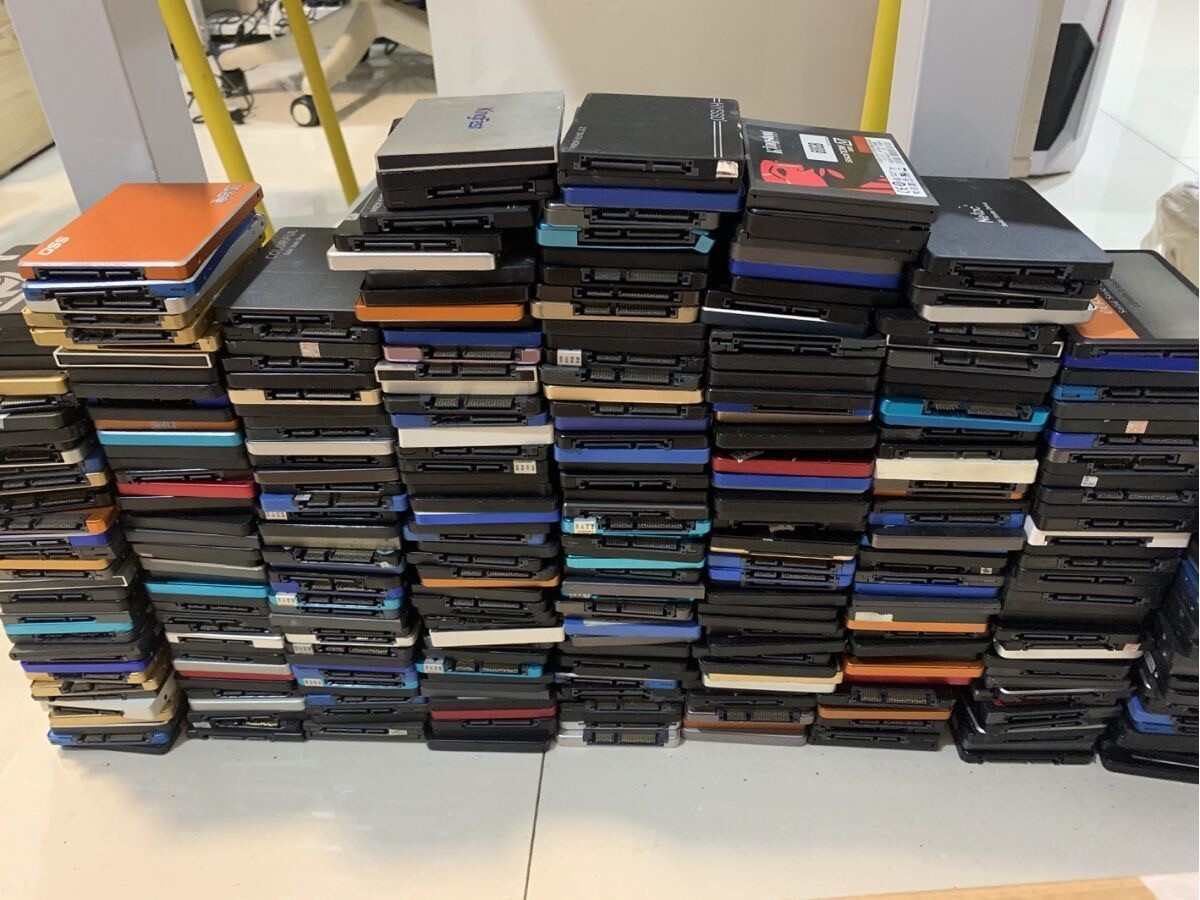 Lot Used SSD Solid State Drive 120GB 128gb 240GB 256GB 480GB 512GB Laptop PC