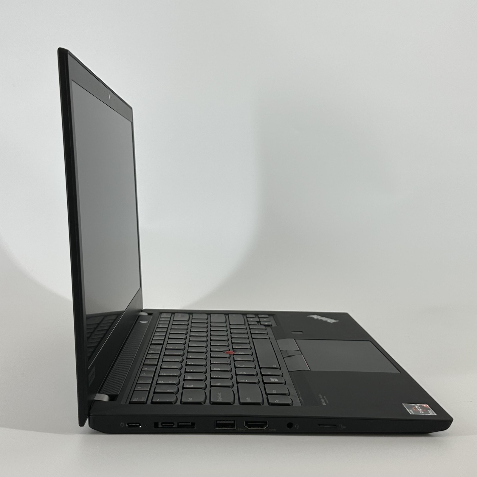Lenovo ThinkPad T14 Gen 2 Black FHD 2.3GHz Ryzen 5 PRO 5650U 24GB 512GB SSD Good
