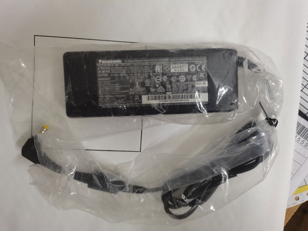 110W Original 15.6V 7.05A CF-AA5713A MZ For Panasonic Toughbook CF-D1N Charger