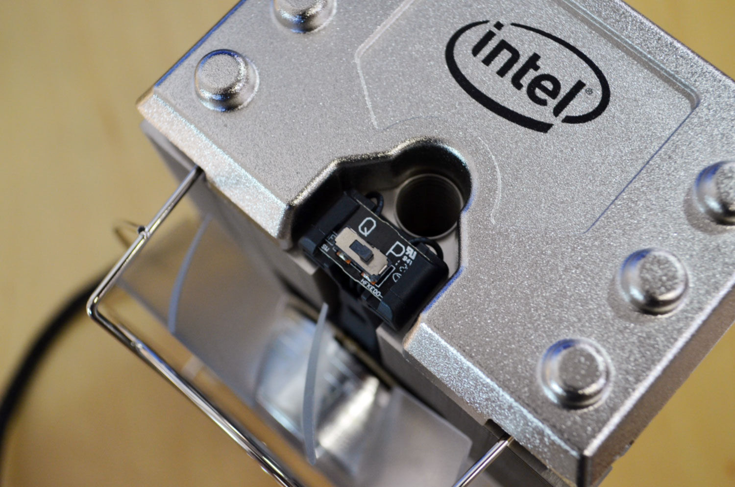 Intel XTS100H Extreme Tower Heatsink Gaming Cooler for LGA 1150,1151,1155,1200