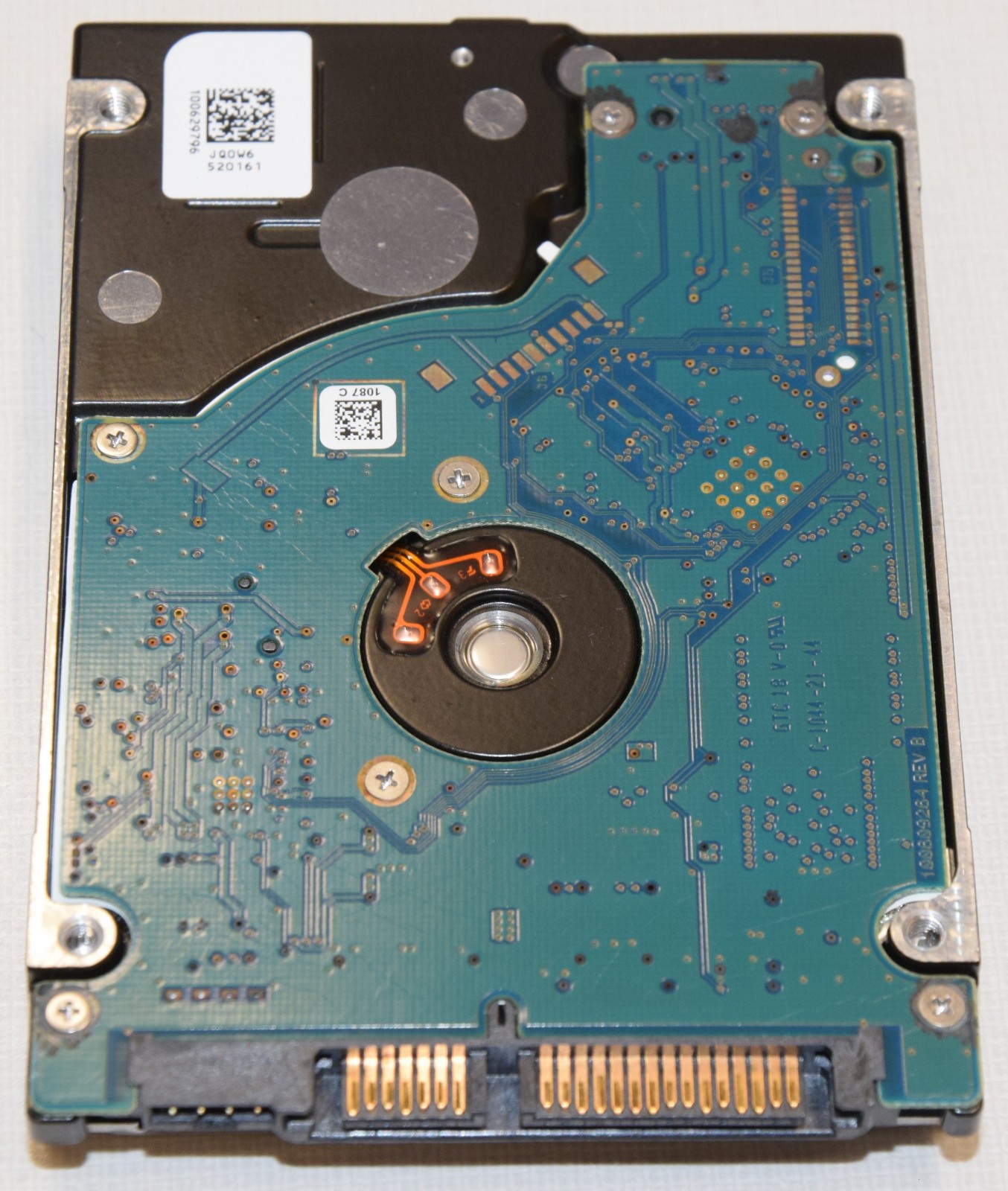 Low Hours Seagate FreePlay 1500GB 2.5″ 15mm Thick SATA Hard Drive ST1500LM003
