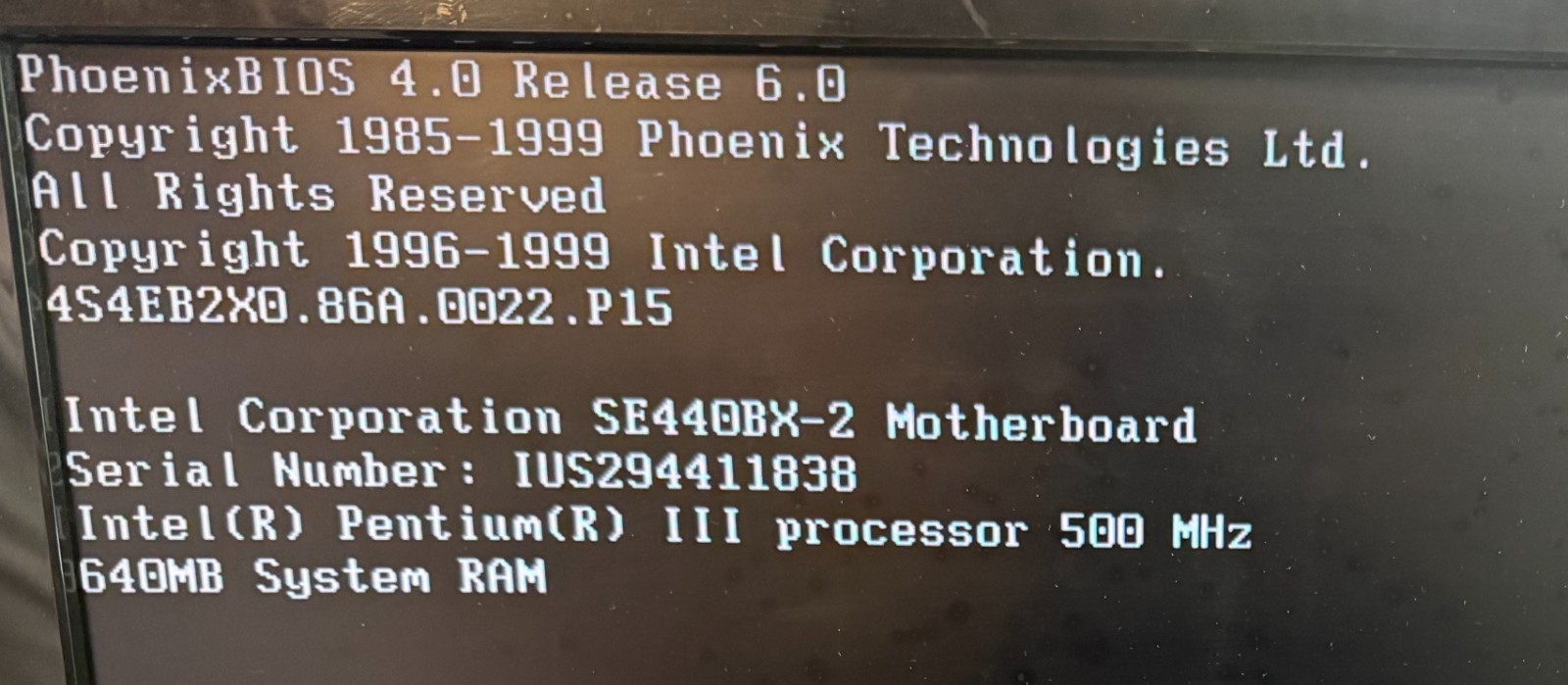 Intel E139761 ATX SE440BX-2 (Seattle 2) Intel Pentium III @ 500MHz 640Mb RAM KL