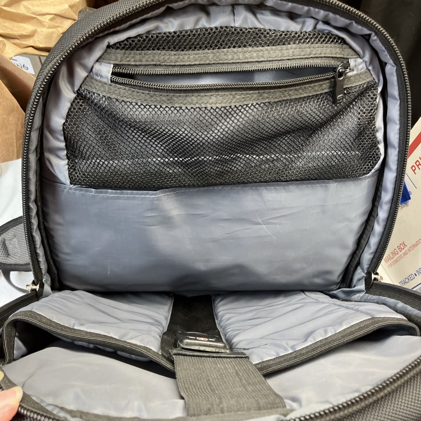 Swiss Gear Wenger Synergy 16″ Laptop Backpack, Black/Gray