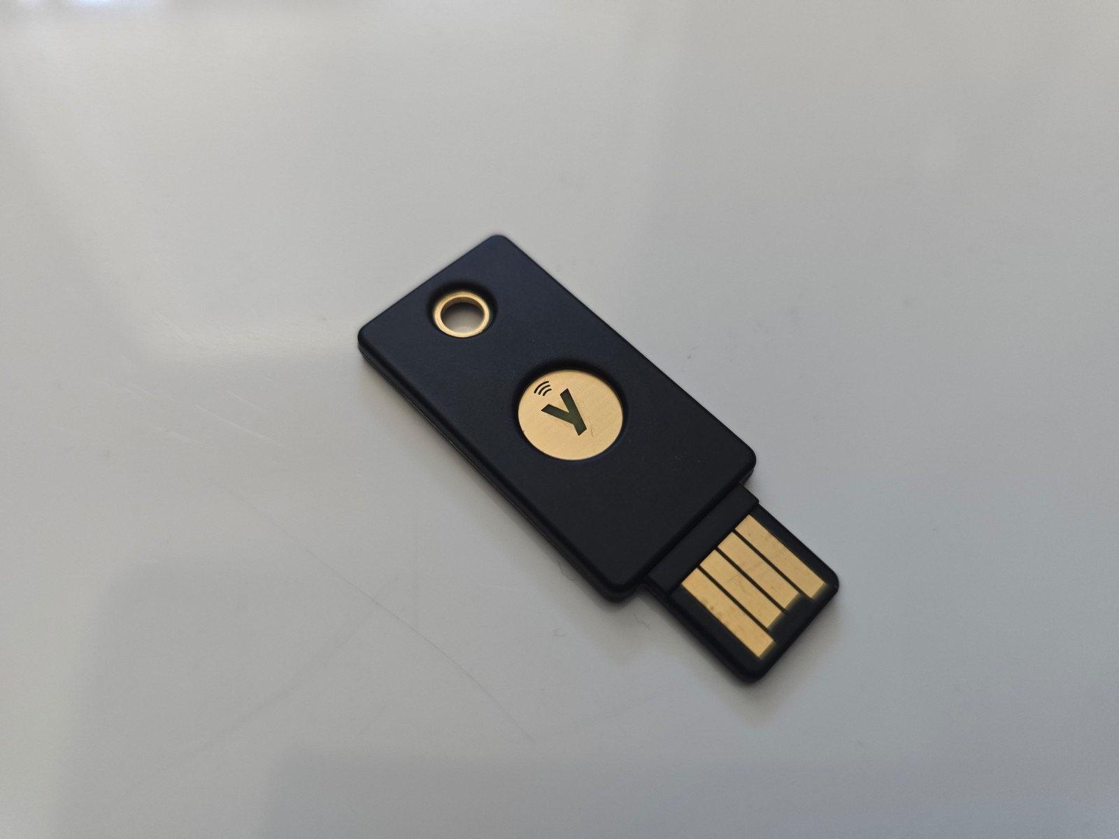 Yubico YubiKey ‎5C NFC Security Key Interface – USBA, USBC, Lightning