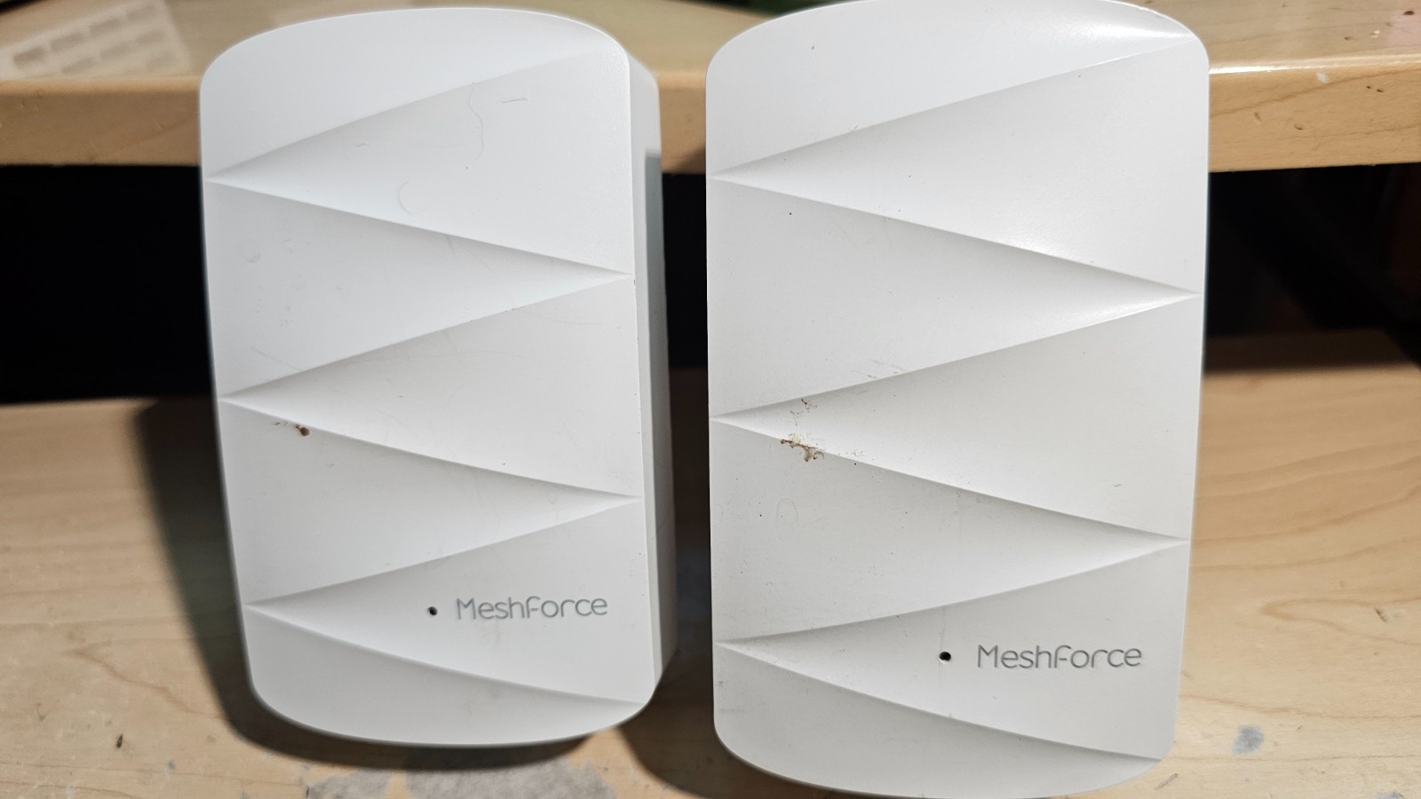 TWO MeshForce M3 Dot Wall Plug WiFi Extenders— Works with MeshForce M1 and M3