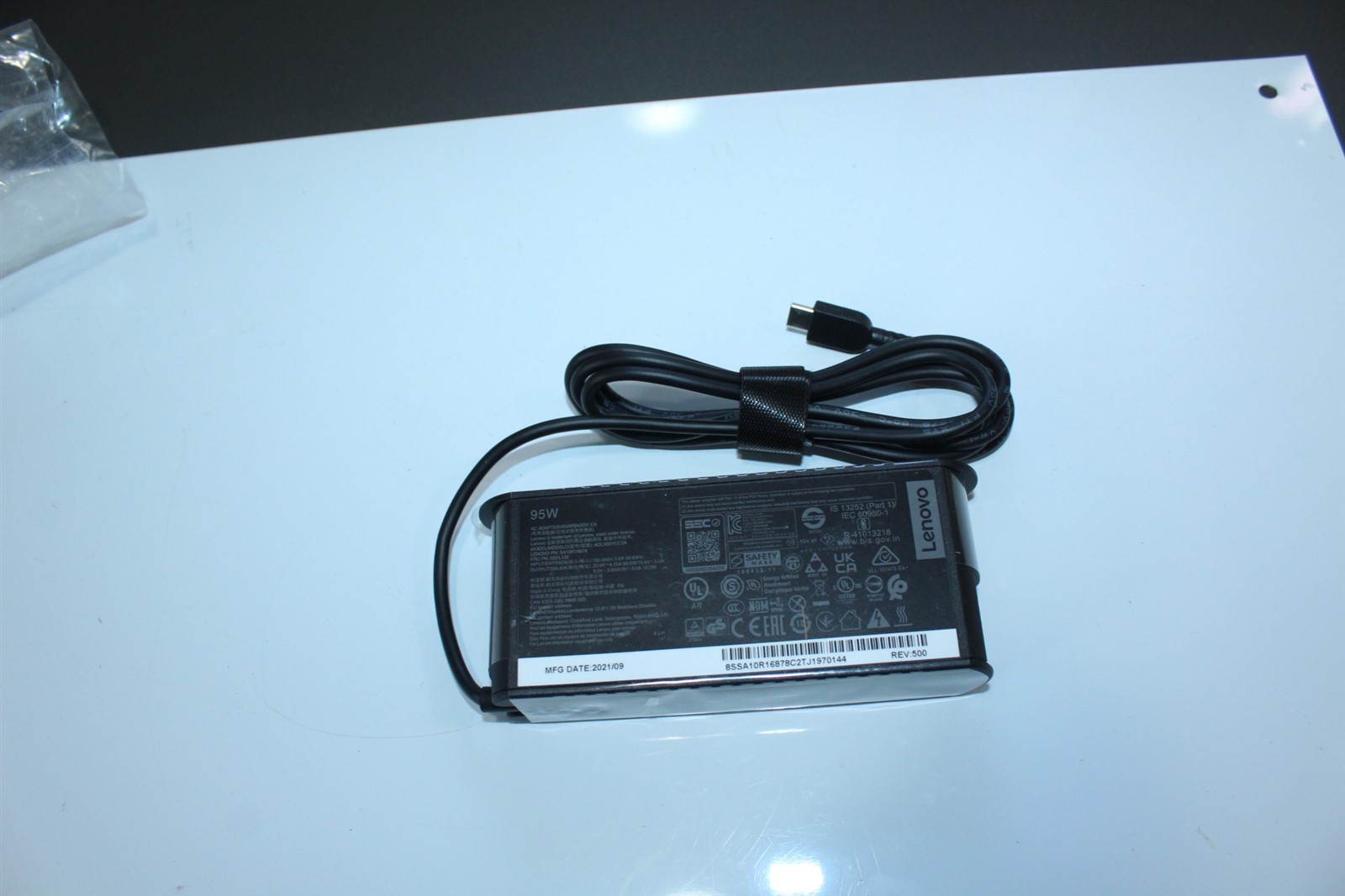 Lenovo Computer Power Adapter Charger 95w 20v Output Model ADLX95YLC3A