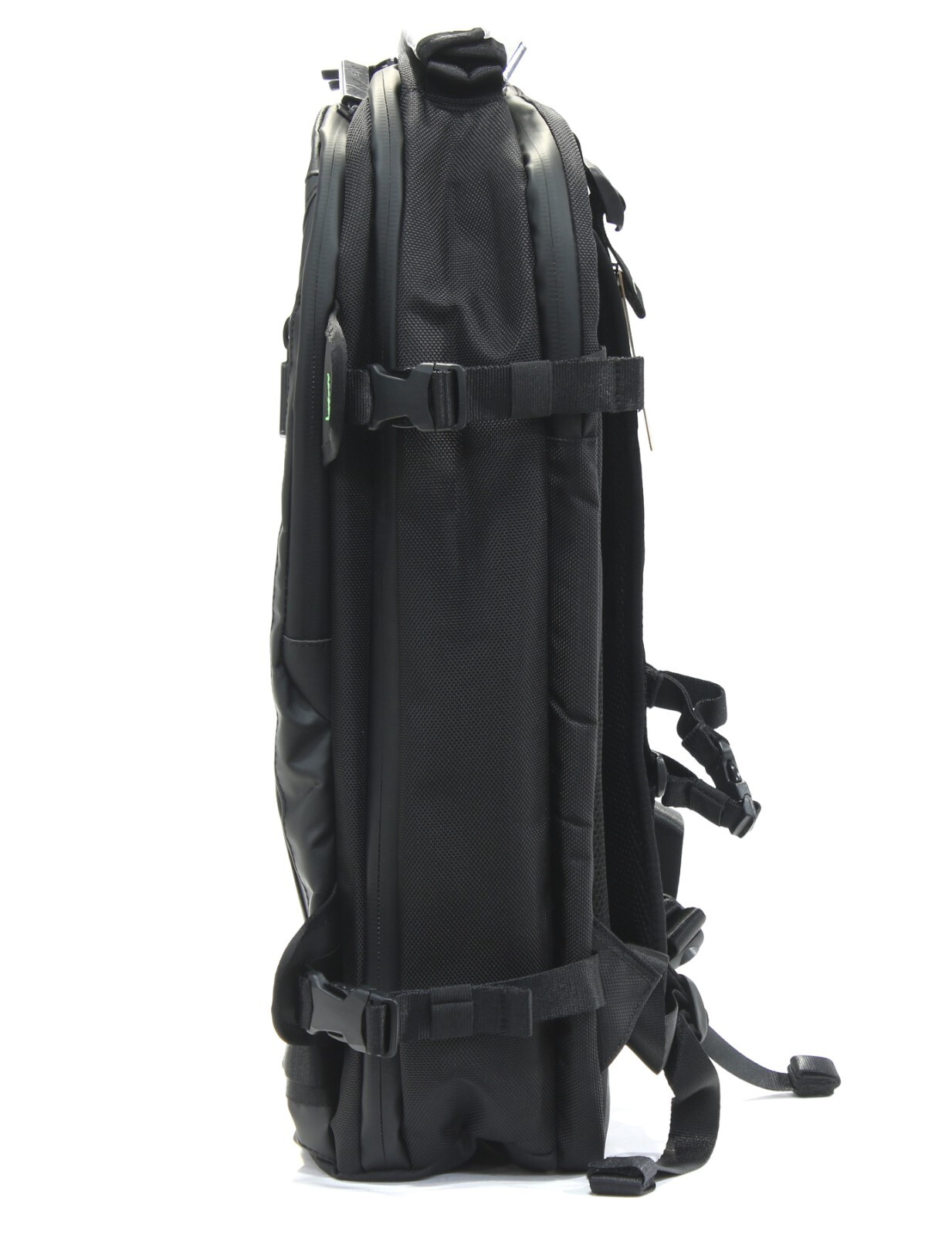 Razer Rogue V3 18″ Gaming Laptop Backpack – Tear & Water Resistant