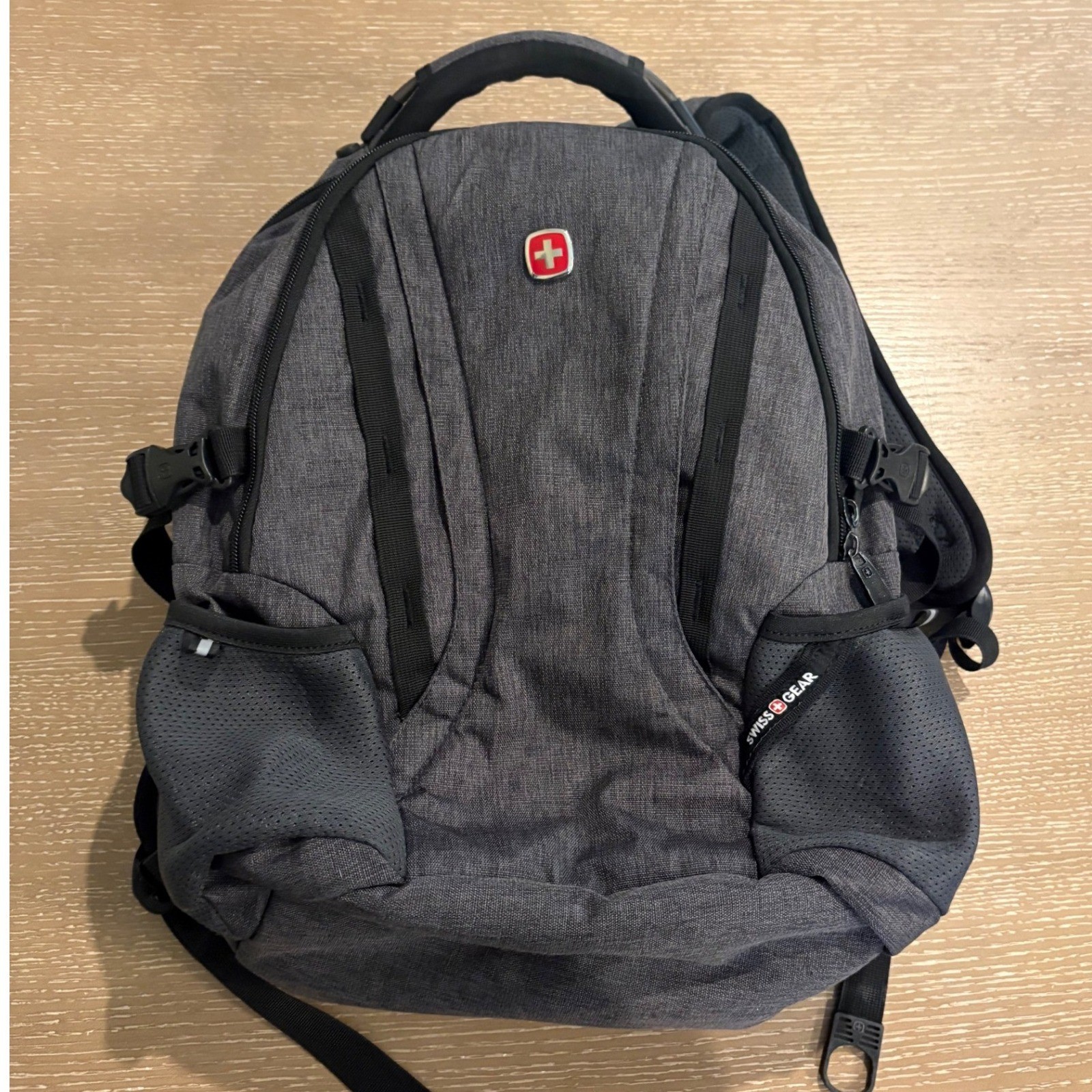 SWISSGEAR 3760 ScanSmart Laptop Backpack Gray Travel School Bookbag EUC