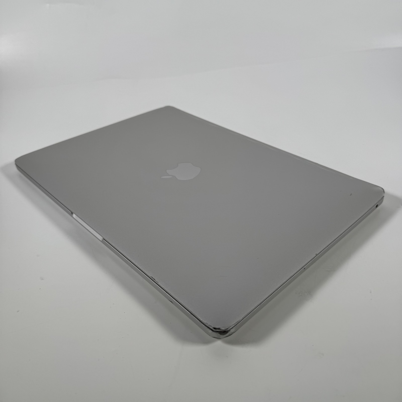 Apple 2022 13″ MacBook Pro 3.49GHz M2 MNEP3LL/A | Multiple Issues | For Parts