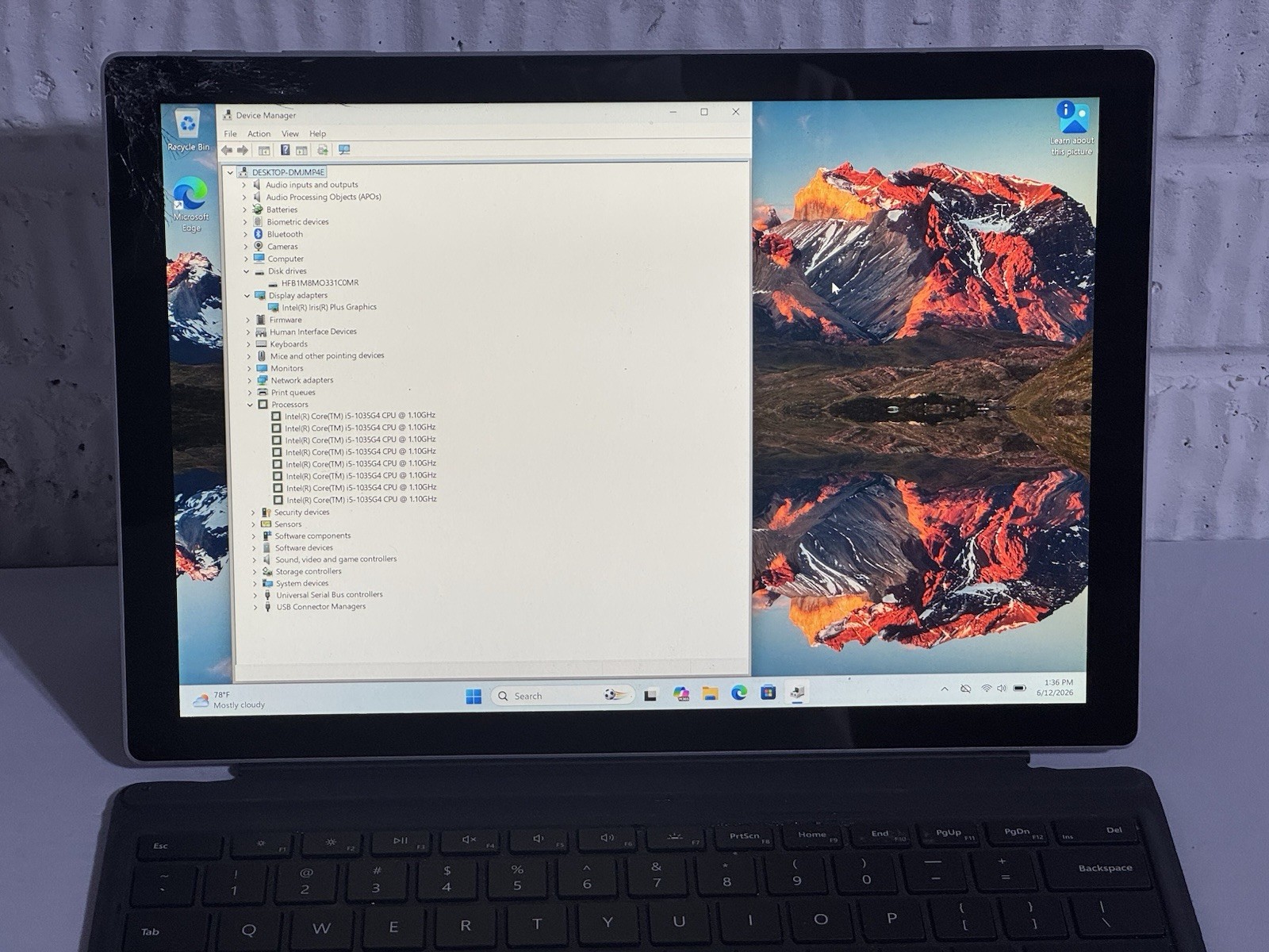 Microsoft Surface Pro 7 i5/16GB/256GB – Cracked Screen – AS/IS – PARTS & REPAIR