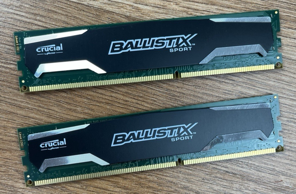 2 PK 8GB Ballistix Sport DDR3 1600 (PC3 12800) Memory BLS8G3D1609DS1S00