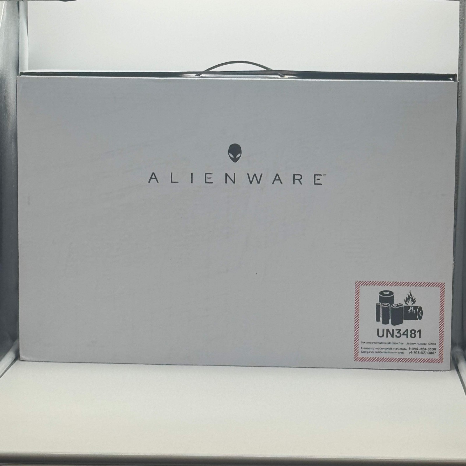 Alienware m18 2023 Laptop 18-inch AMD Ryzen 9 7000 Series 32GB RAM 1TB Black Use