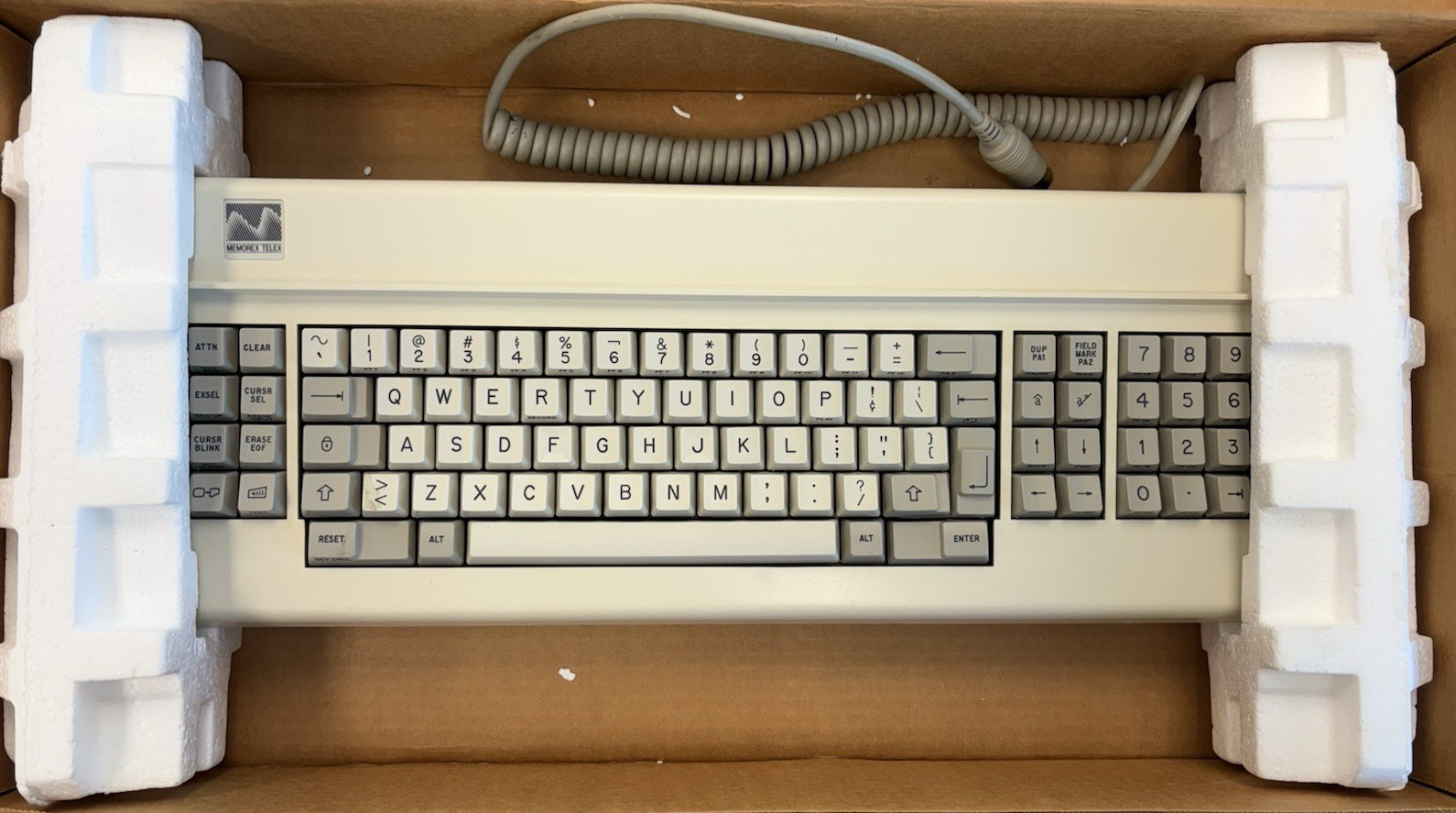 New In Box Memorex Telex 122-Key Terminal Keyboard 957286-002