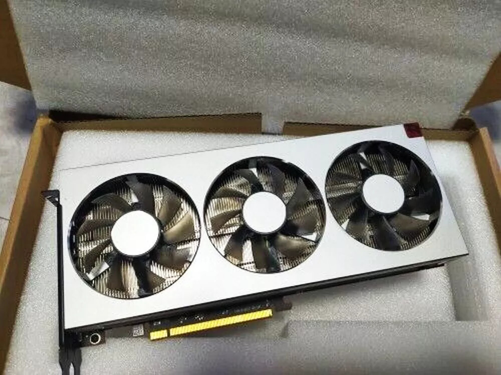 AMD Vega20 Radeon VII 16GB HBM2 3840 core 4092 bit Graphics Card TDP 295W