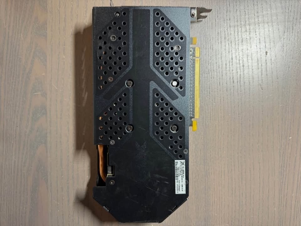 XFX Radeon RX 580 8GB GPU Graphics Card (For parts, Does not display/Post)