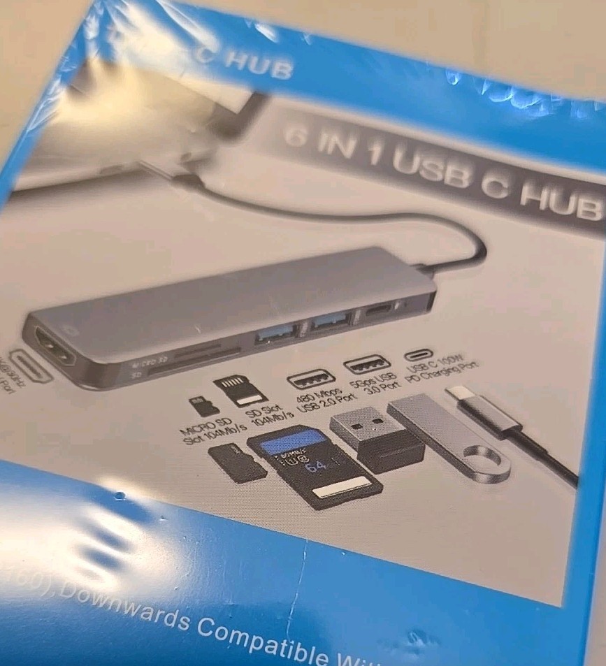 New Sealed – 6 in 1 Type C USB Hub – Type C, USB 3.0 4K HDMI, Card Slots -NEW!
