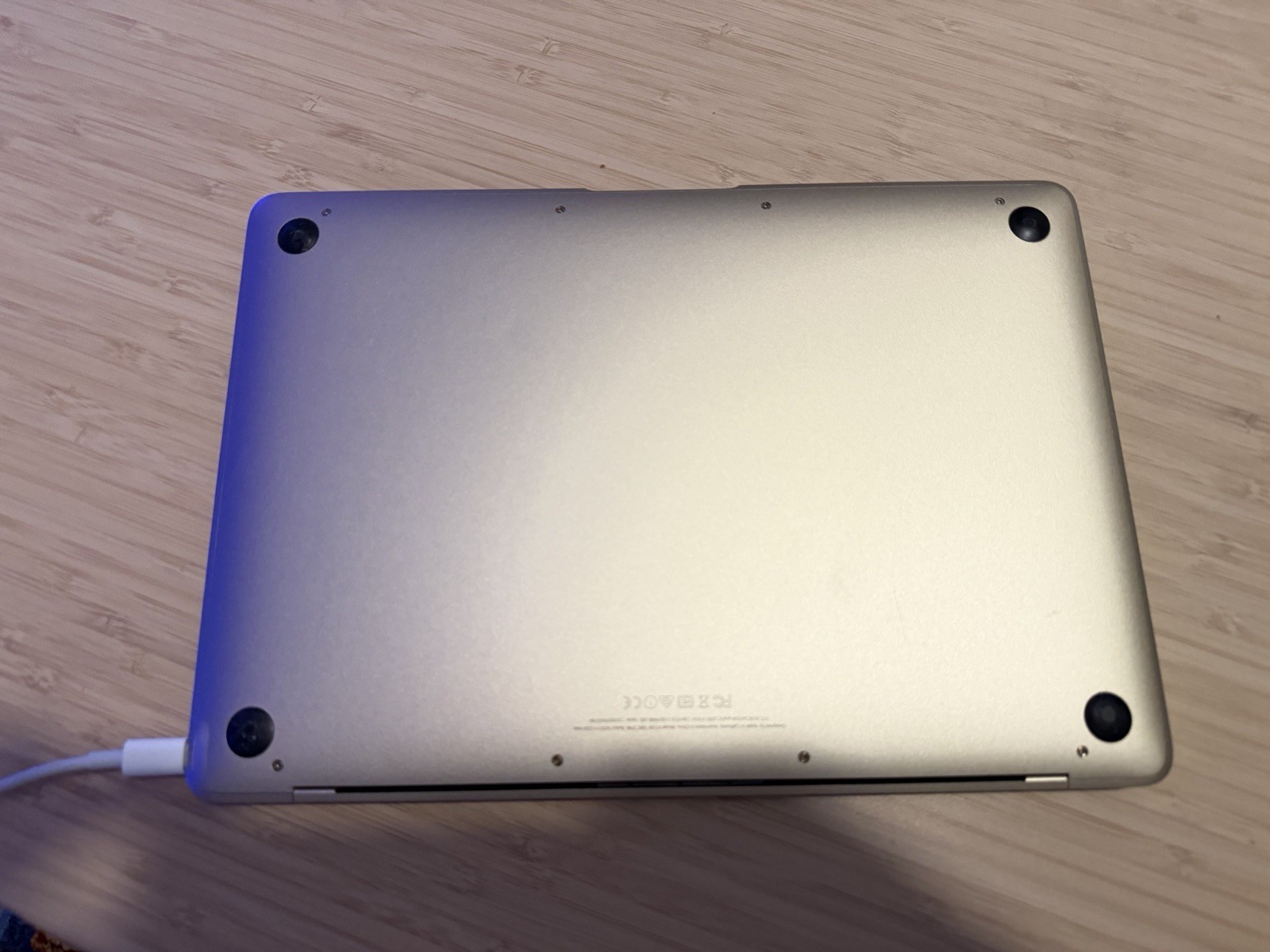 Apple MacBook 12in Retina Early 2015 Gold Core M 1.1GHz 8GB 256GB SSD