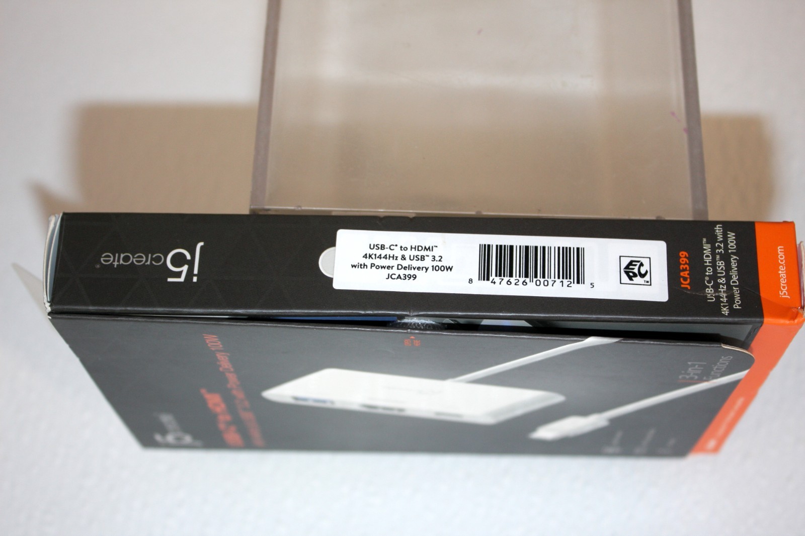 NEWj5create JCA399 USB-C HDMI 4K 144Hz, USB 3.2 & USB-C with Power Delivery 100W