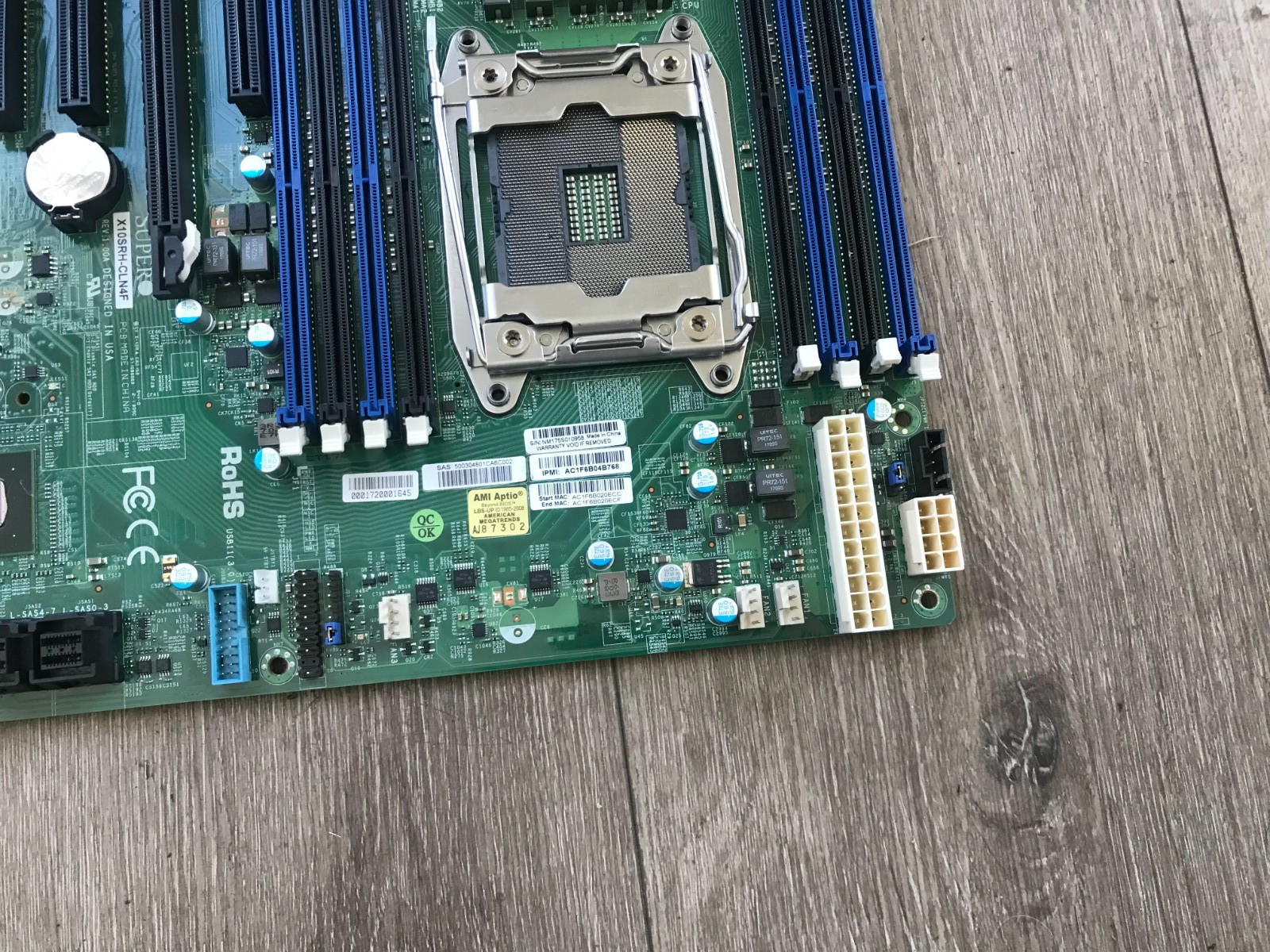 Supermicro X10SRH-CLN4F LGA 2011/Socket R Server Motherboard