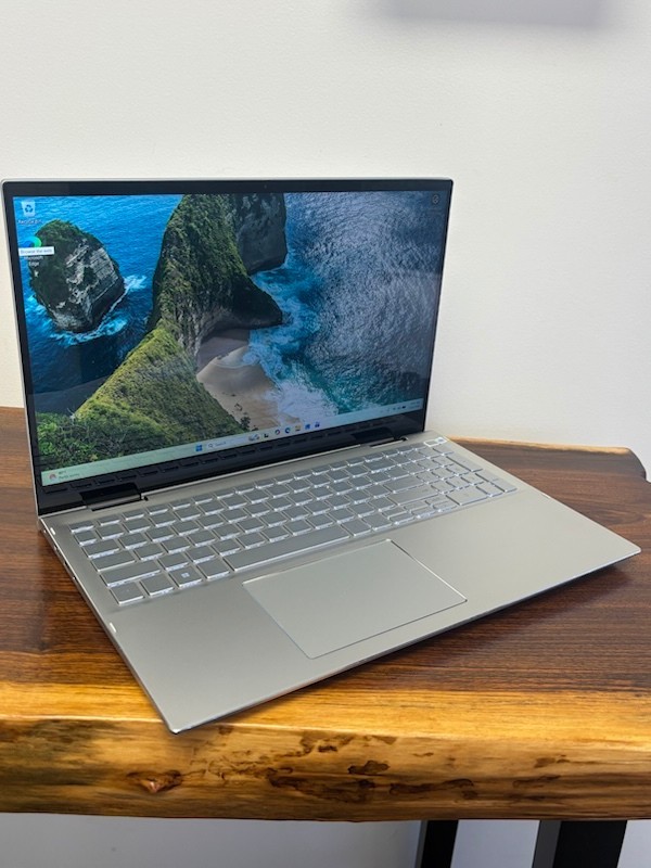 Dell Inspiron 7506 2-in-1 Intel Core i5-1135G7 12GB RAM 512GB SSD Windows 11 Pro