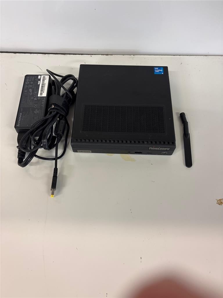Lenovo Thinkcentre M90Q i5 11500 Tiny WIFI 8GB 256 NVME HDMI Win 11