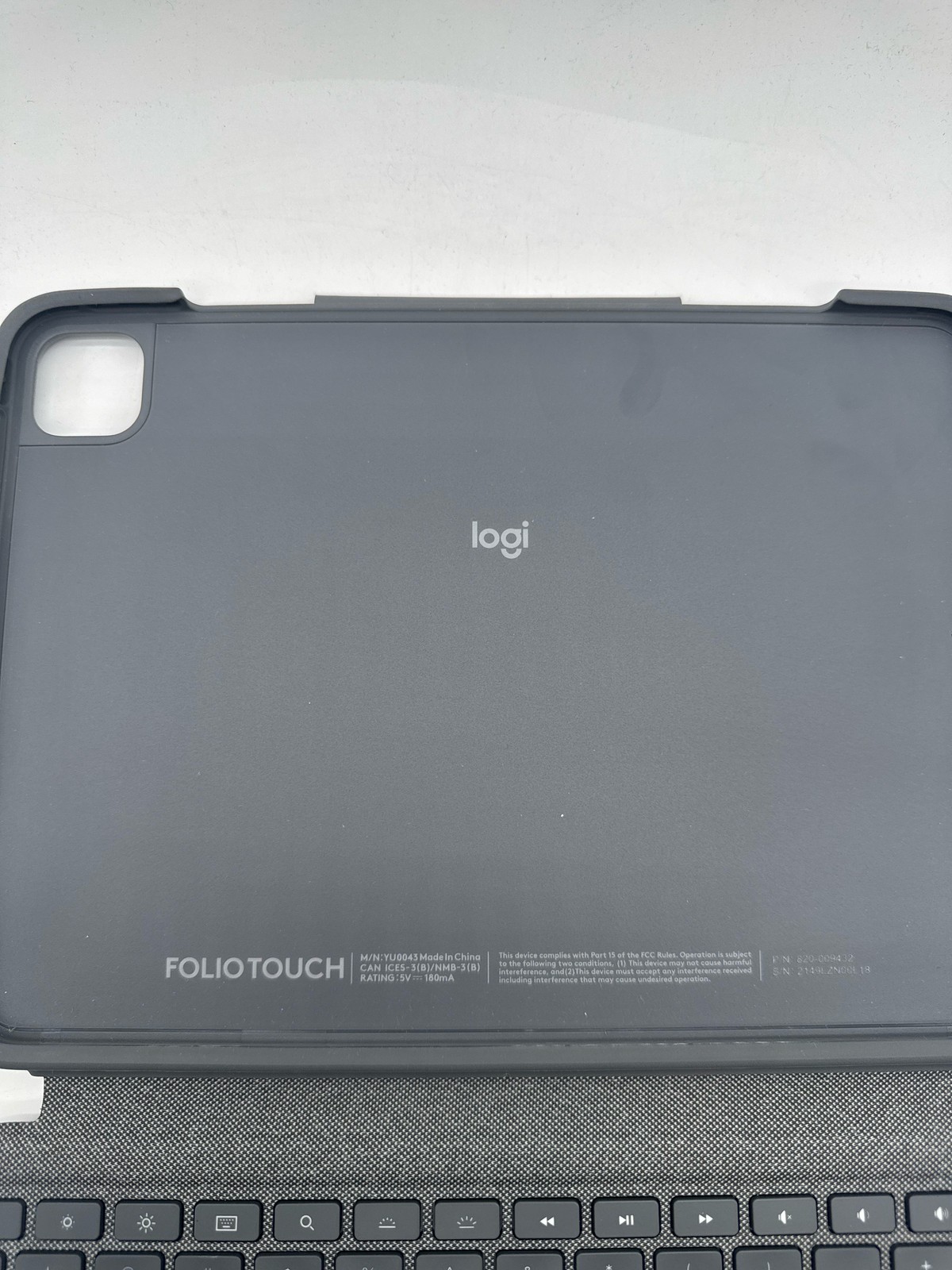Logitech Folio Touch Keyboard Case for iPad Pro 11in Oxford Gray